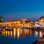 Aldeamento Turístico Croatia Camp Mobile Homes 3*