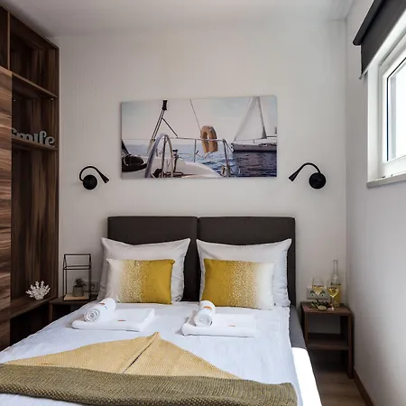 Croatia Camp Mobile Homes ホリデーパーク ヴォディツェ