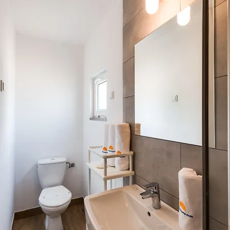 Croatia Camp Mobile Homes منتزه العطل