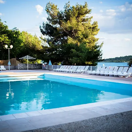 Croatia Camp Mobile Homes 3* ヴォディツェ