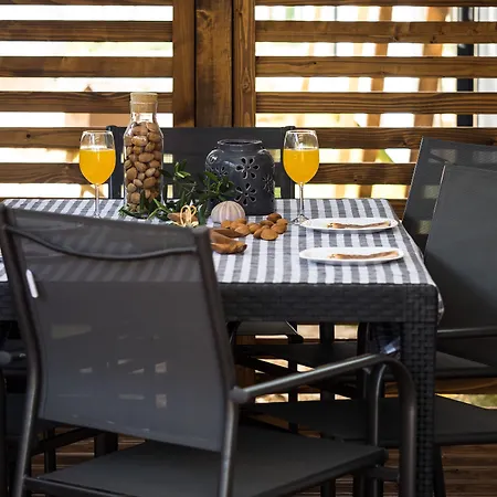 Holiday park Croatia Camp Mobile Homes 3*